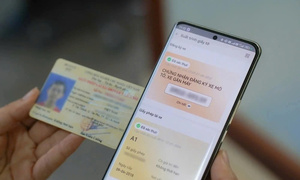 Vì sao VNeID chưa hiển thị giấy phép lái xe dù người dân đã hoàn thành thủ tục?