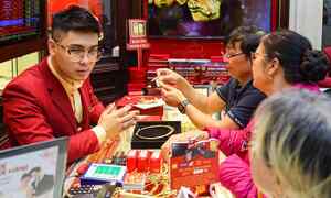 Giá vàng giảm sốc, có nên đầu tư ngay lúc này?