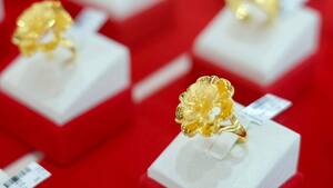 Giá vàng hôm nay 6/11: Có dấu hiệu hồi phục