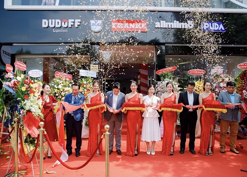Trải nghiệm mua sắm tại showroom thiết bị bếp chuẩn Âu