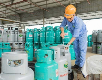 Giá gas tăng mạnh 27.500 đồng/bình 12kg ngày đầu năm 2021