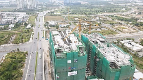 City Garden Thủ Thiêm cất nóc toà tháp Thames Tower thuộc dự án The River