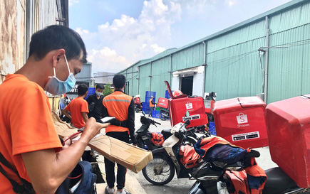 Bán hàng online, shipper 
