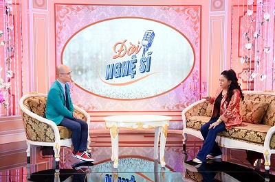 Ca sĩ Ngọc Ánh: Chạy 10 show một đêm, chỉ 2-3 ngày là đi sắm vàng