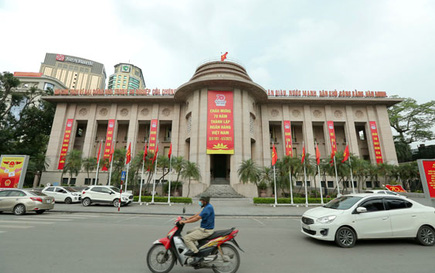 Ngân hàng Nhà nước sửa Thông tư 03: Kéo dài thời gian cơ cấu nợ thêm 6 tháng