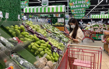Siêu thị, cửa hàng mở cửa đón khách