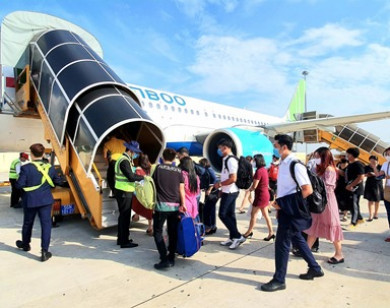 Hàng không Việt Nam từng bước mở cửa bầu trời