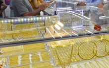 Giá vàng hôm nay 4-11: Giảm mạnh trước khi Mỹ giảm cung ứng tiền mặt