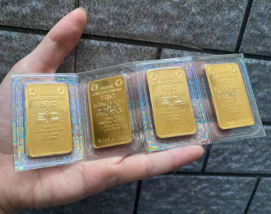 Giá vàng thế giới chiều 10/11 quay đầu giảm mạnh, trong nước tiếp đà tăng