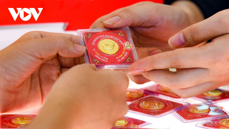 Giá vàng SJC giảm nhỏ giọt khi giá thế giới bật tăng