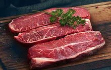 Giá thịt bò bất ngờ giảm cận Tết