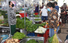 Giá cả tăng, người tiêu dùng thắt chặt chi tiêu
