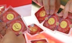Giá vàng hôm nay 19/3: Vàng trụ vững trên ngưỡng cao