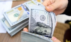 Tỷ giá USD hôm nay 24/4: USD tự do tăng, giảm lệch pha