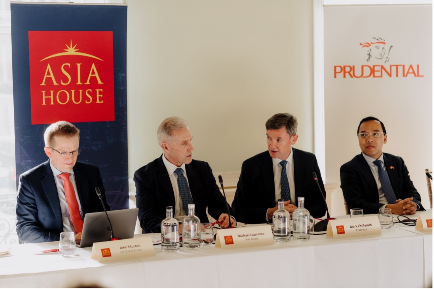 Prudential hỗ trợ các thị trường mới nổi hướng đến nền kinh tế xanh