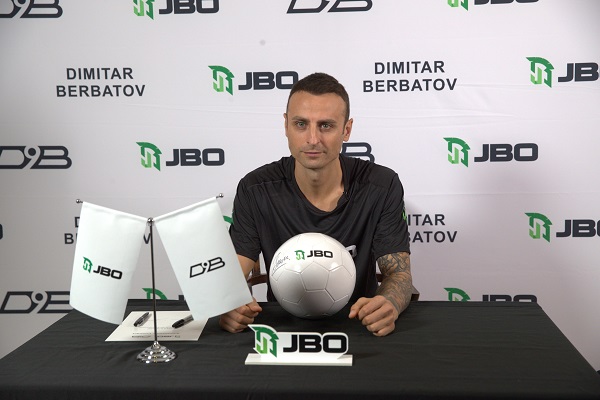 Dimitar Berbatov tiếp tục đồng hành cùng Trang Giải Trí Thể Thao và Esports tại World Cup 2022