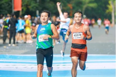 Khai xuân cùng Salonpas HCMC Marathon mùa thứ 10