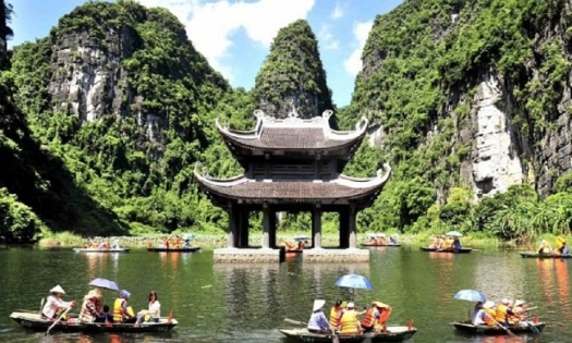 Du lịch cuối năm ảm đạm, DN lữ hành tất tả gom khách cho Tết Nguyên đán