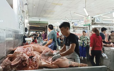 Thị trường heo Tết ảm đạm