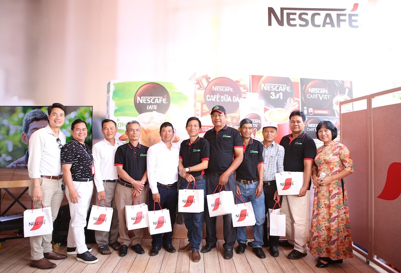 Hành trình từ hạt cà phê trên nông trại đến ly Nescafé cho người yêu cà phê Việt
