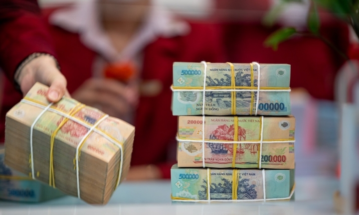 Lãi suất ngân hàng 24/5: Thêm ngân hàng hạ lãi suất