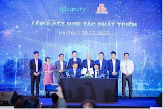 SIGNIFY VIỆT NAM HỢP TÁC CÙNG CÔNG TY HOA HOA PHÂN PHỐI ÁNH SÁNG CHUYÊN DỤNG ĐẾN CÁC TỈNH THÀNH MIỀN BẮC VIỆT NAM