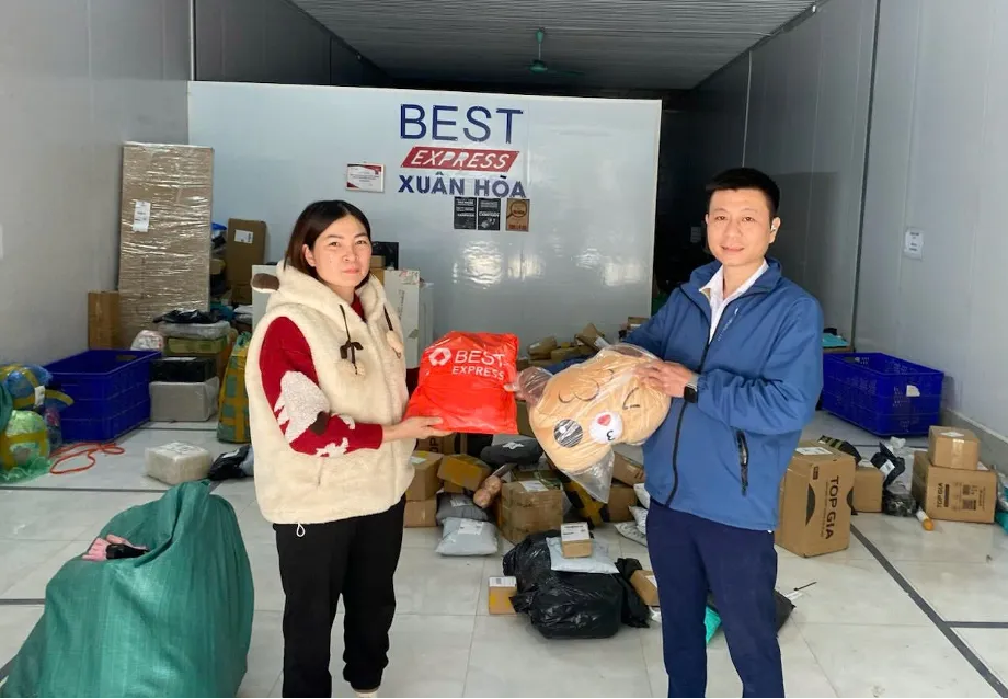 BEST Express trao thưởng bưu cục và shipper dẫn đầu về giao dịch COD bằng Zalopay QR
